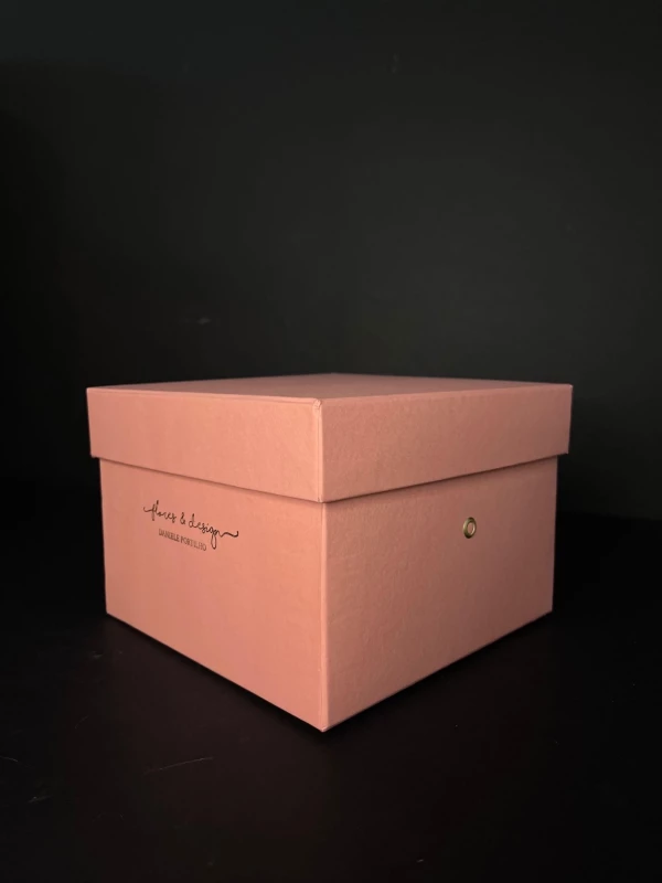 BOX QUADRADA SEM VISOR 